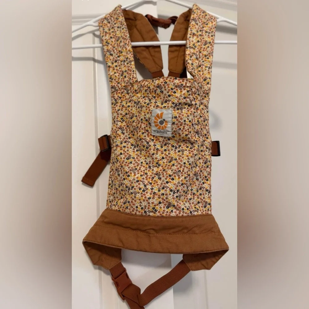 Doen x ergo babydoll carrier - Picture 2 of 3